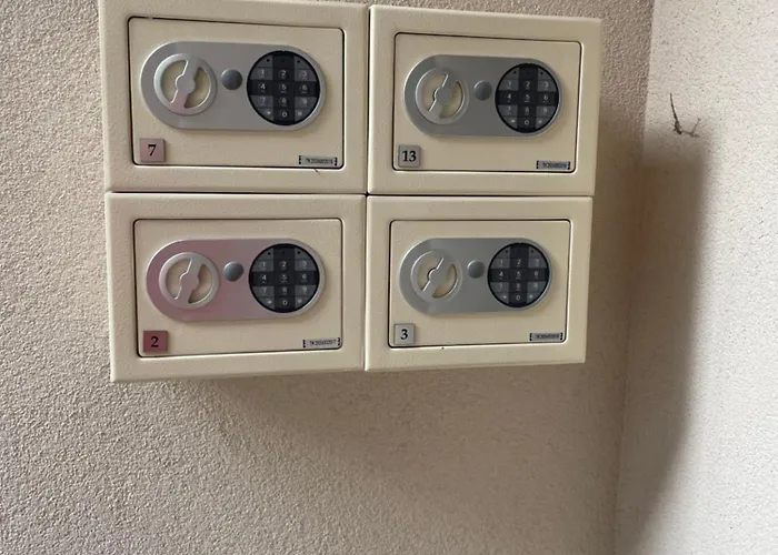 The Hook 아파트 *